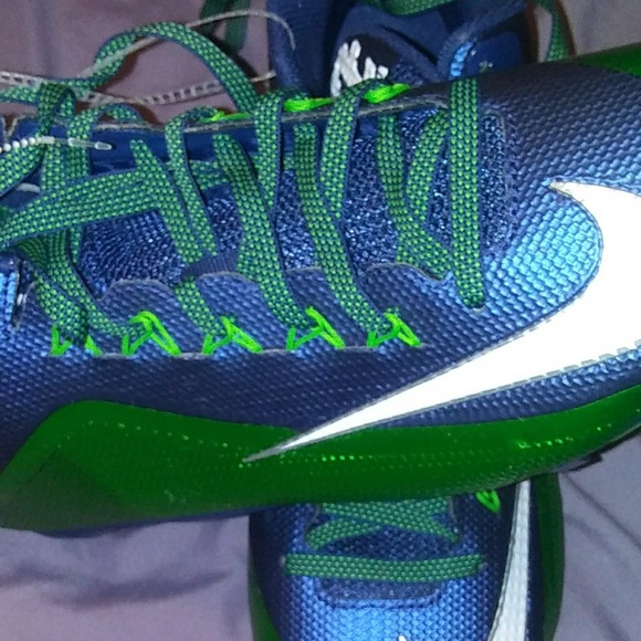 Nike Alpha Cleats - Picture 3 of 4